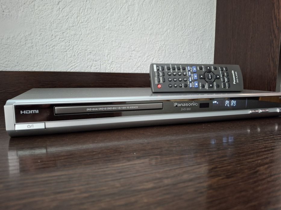 Продам DVD/CD плеер PANASONIC DVD- S53