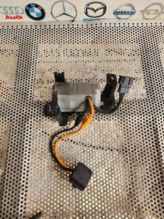 Invertor Tensiune Audi A8 4H D4 Vw Golf 7 VII Cod 4HD