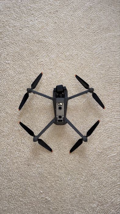 Дрон Dji Mavic 3 Fly More Combo