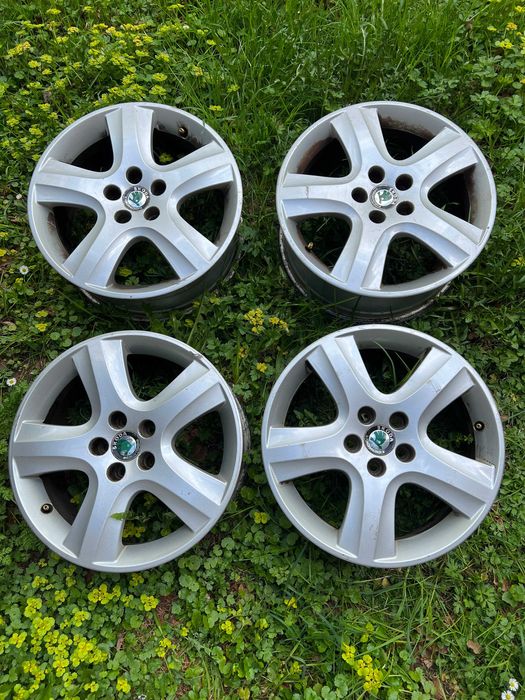 Vand set Jante Aliaj Golf 4/Skoda 6.5J R16 5x100 ET42