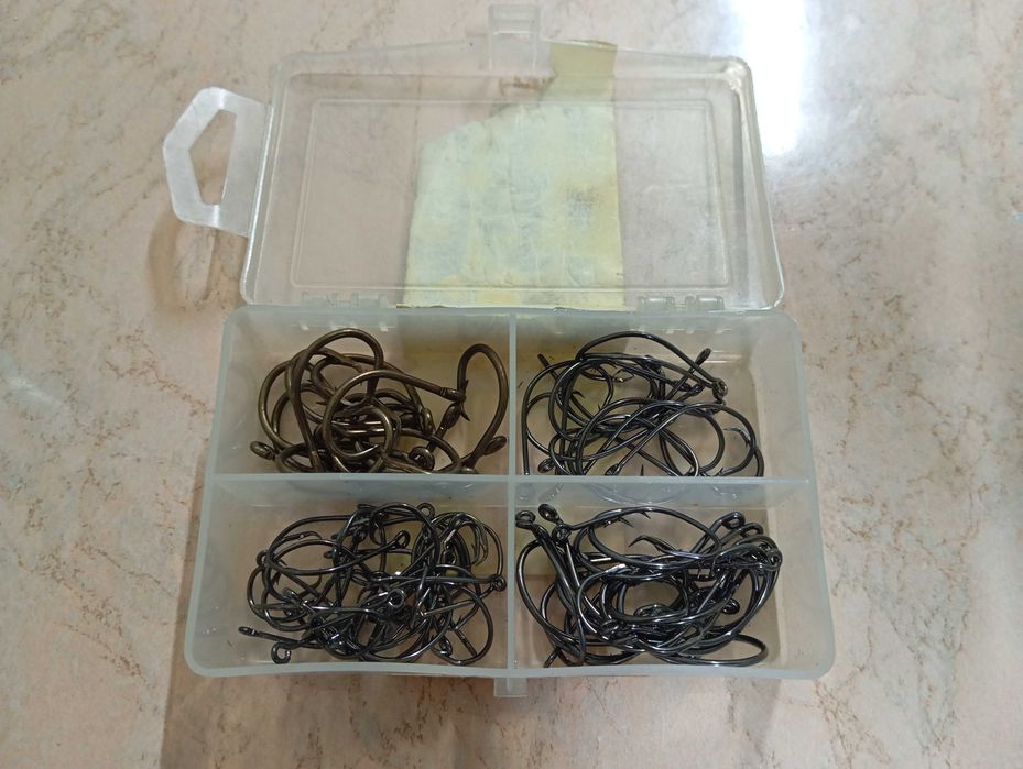 Продам офсетные крючки для рыбалки.