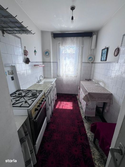 Apartament 2 camere, 41 mp, zona Craiovita Noua