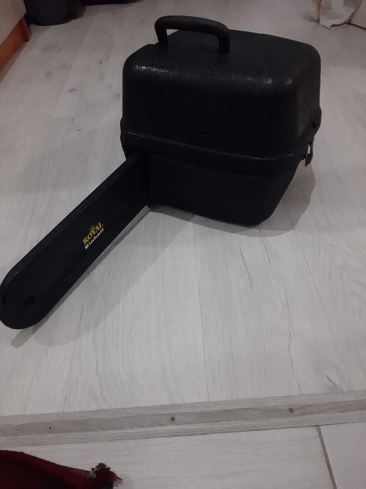 Продам новую бензопилу