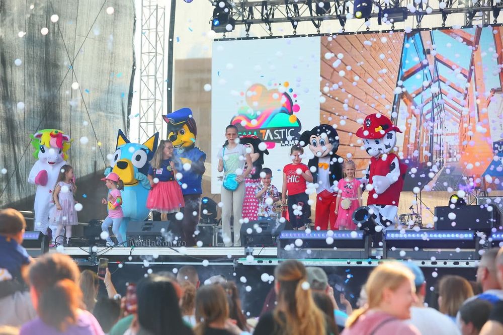 Animatori petreceri și tobogane gonflabile Cluj