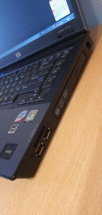 Vând laptop HP cu încărcător