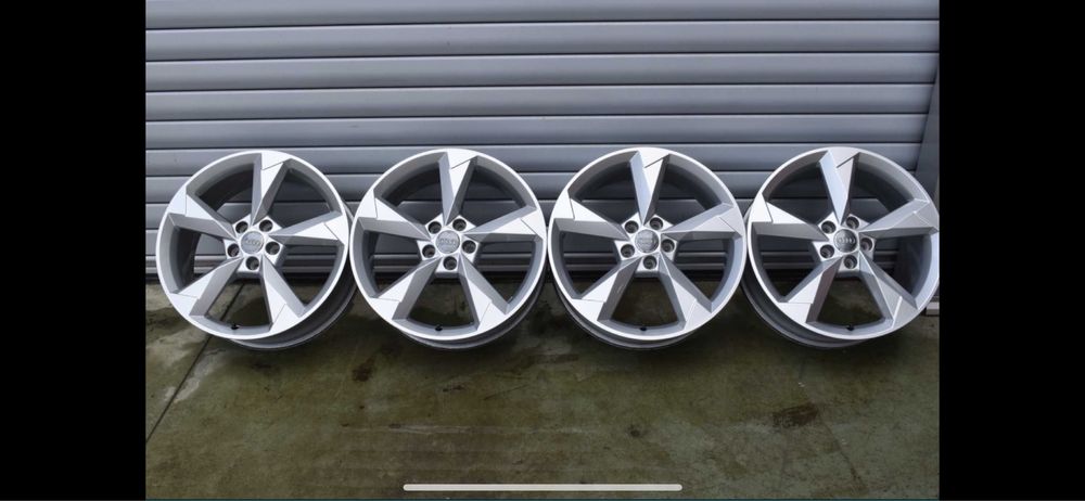 Джанти с гуми AUDI 19”
