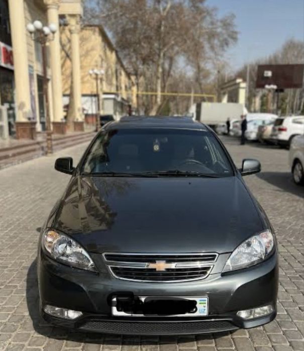 Продается авто Lacetti Gentra