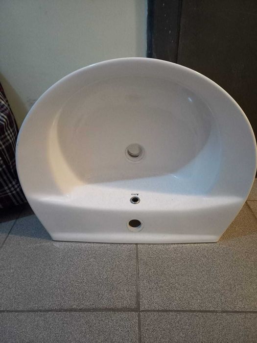 Продам раковину с пъедесталом