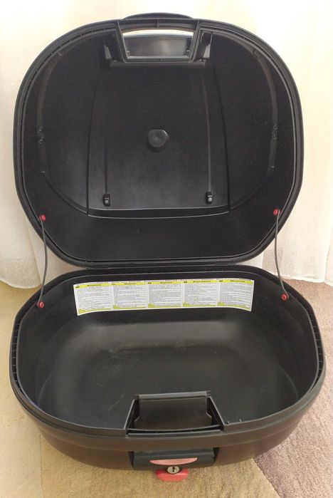 Багажник - куфар за мотор