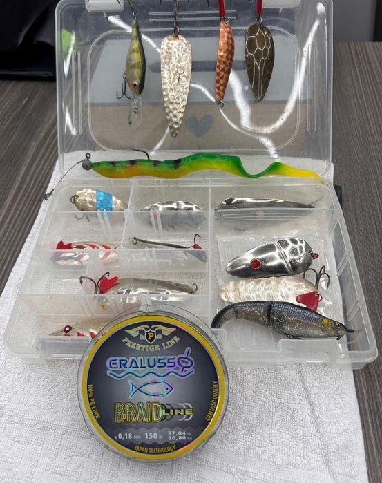 Vând set complet pescuit – Shimano Stella 2500 FD + accesorii