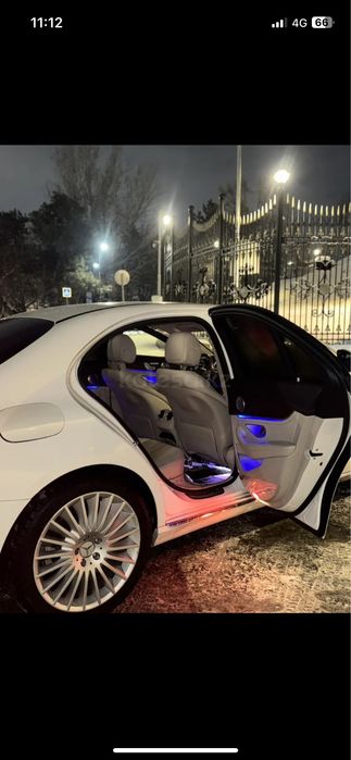 Mersedes-Benz E200,2016 года