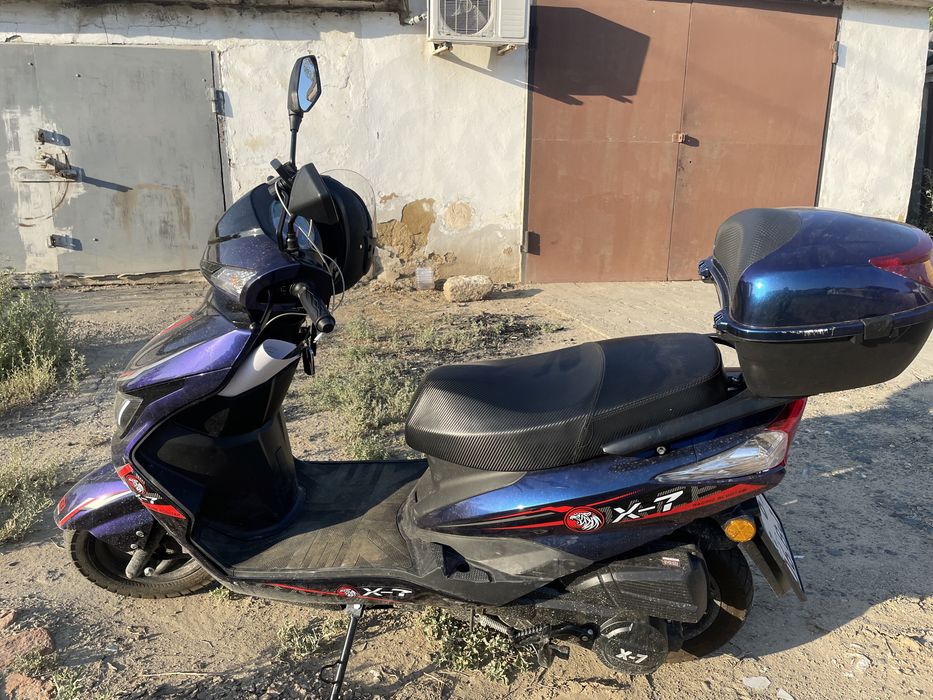 Продам мопед м8.