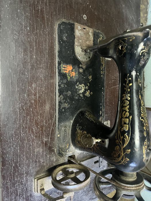 Masina de cosut veche