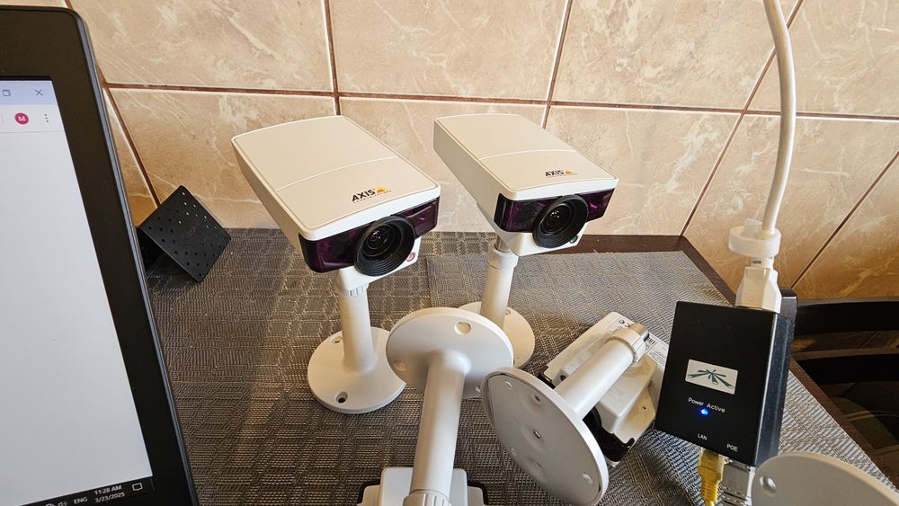 Camere de supraveghere fullHD AXIS M1145-L, ip, alimentare PoE, card.