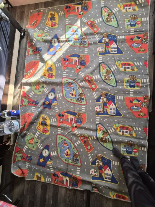 Детски забавен килим