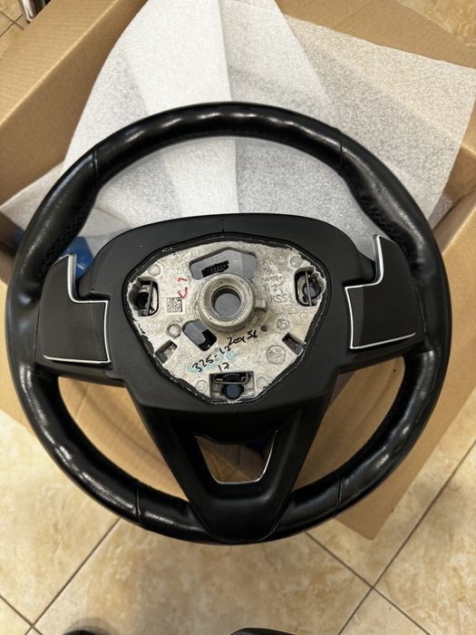Волан BMW G01 02 g20 g21 g30 g31 x3 X4 3 и 5 серия с подгрев вибрация дисктроник и асистент за ленти