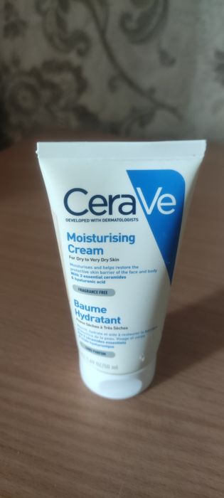 CeraVe крем увлажняющий