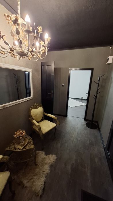 Продавам тристаен апартамент в Овча купел 2