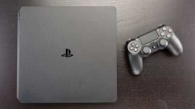 PlayStation 4 Slim 1TB