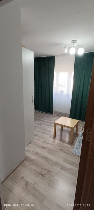 Inchiriez  Garsoniera  zona Finante.