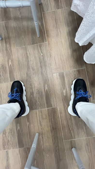 versace chain reaction