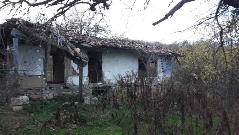 Къща в село  Попкралево