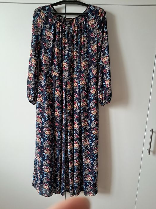 Продаются платья