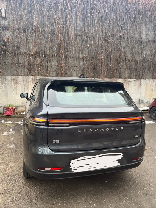 Своя Leapmotor c10 2023 yil probeg 15000 elektr