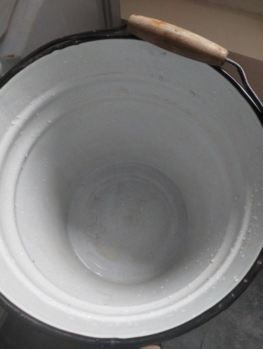 Продам эмалированное ведро СССР