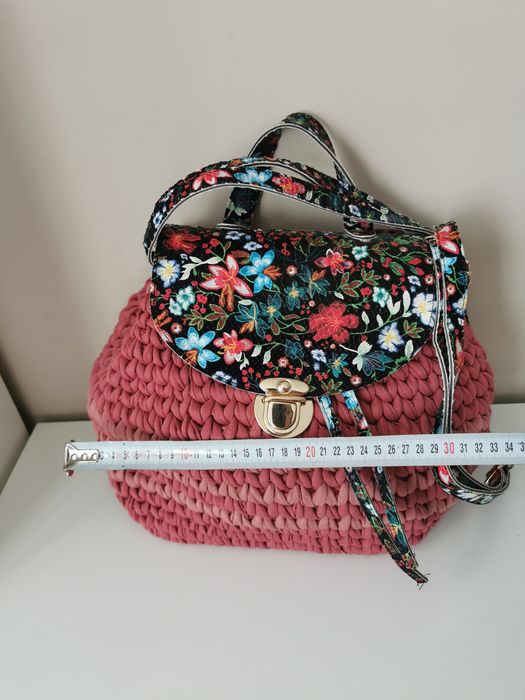 Ръчно изработена дамска чанта