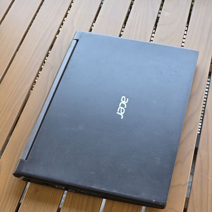 Acer Aspire 7- Ryzen 3750H, GTX 1650 Ti, 16GB RAM, 512GB, IPS, TASTATURA ILUMINATA