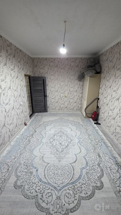 Narpay yuli  Alberuniy maktab oldida