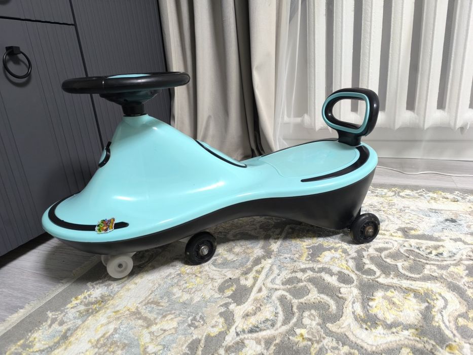 толокар машинка детский