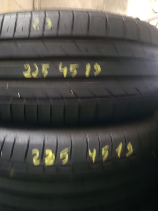 Гуми 225/45/19 2броя