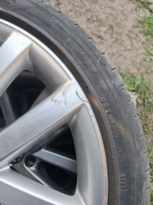 Vând jante originale vw 225 /40 R18