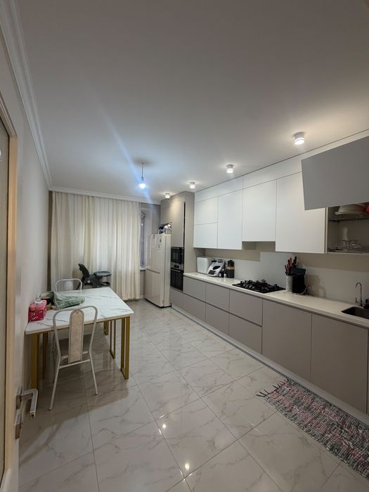Продам 3 комнатную квартиру