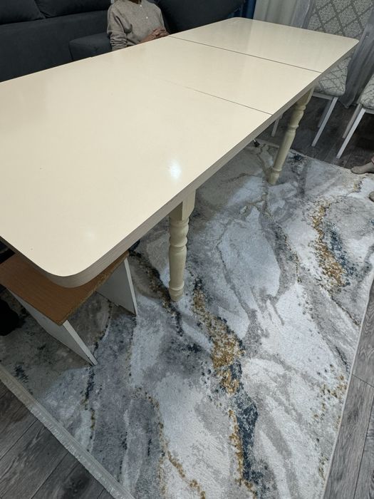 Продается стол длина 2метр . Новый……….,,