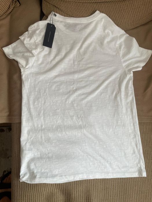 Vând tricou barbati Tommy Hilfiger,marimea S