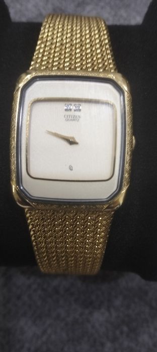 Продам часы Citizen