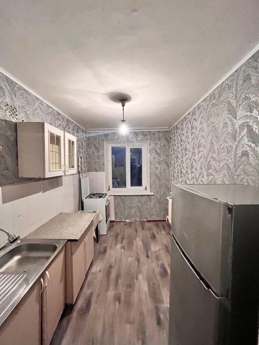 Продам 4 комнатную квартиру на Жазире