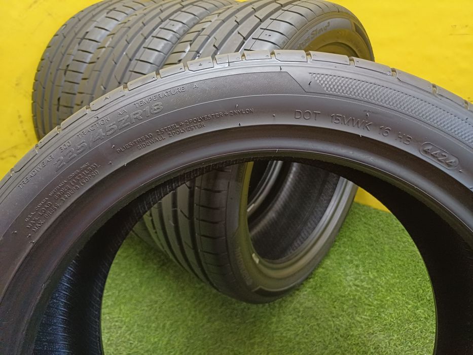 Шины  225 45 R18 Hankook комплект