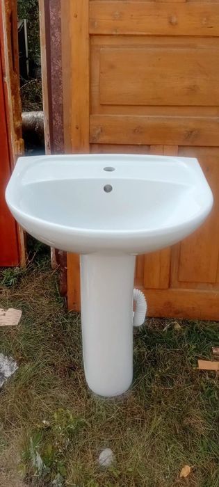 Ванна  унитаз раковина в отличном состояние