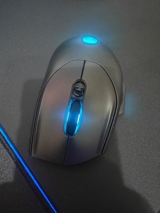 Безжична геймарска миша Alienware aw620m