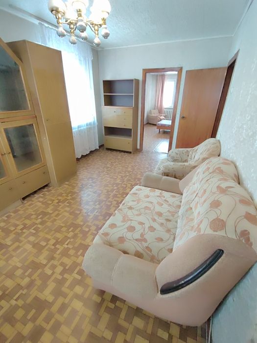 Продается  3-комн (5-18, 4 эт)