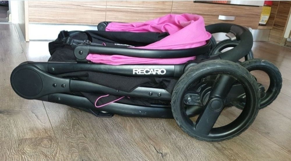 Уникална детска количка RECARO