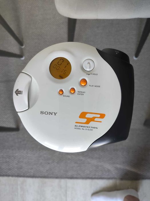CD Player Sony Sports D-SJ301