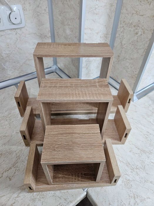 Етажерки за дома