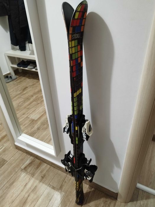 Schiuri copii lungime 117 cm in stare buna.  200 lei