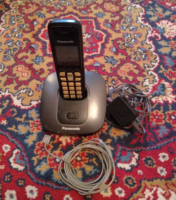 Домашний телефон