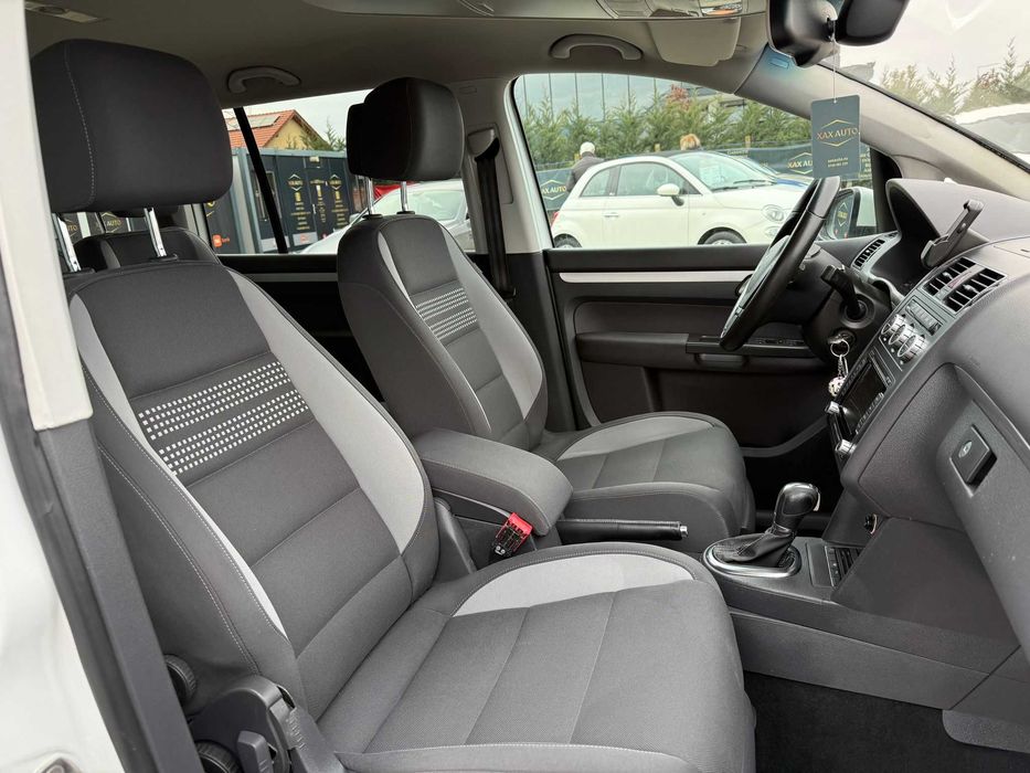 VOLKSWAGEN TOURAN Rate Fixe Avans 0 Garantie Livrare